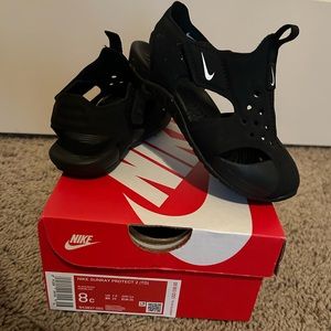 Toddlee boy Nike Sunray sandles